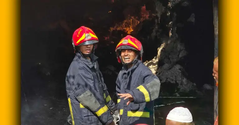 গাজীপুরে তুলার গুদামে আগুন